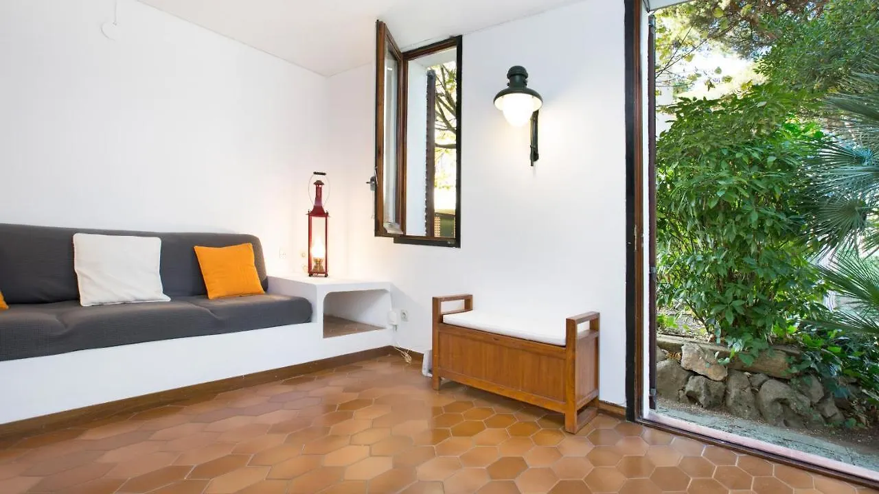 1Rosam01 Llafranc Villa